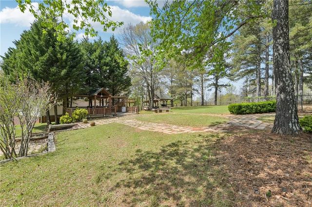 228 Indian Creek Road, Locust Grove, GA 30248