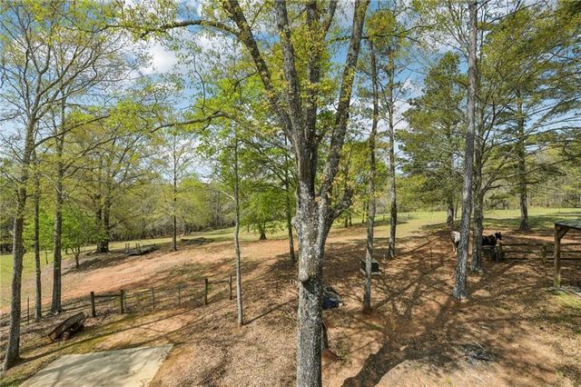 228 Indian Creek Road, Locust Grove, GA 30248
