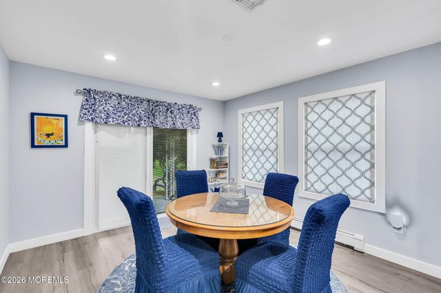 214 Westbrook Drive, Toms River, NJ 08757