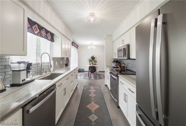 3466 Clover Drive, Brunswick, OH 44212