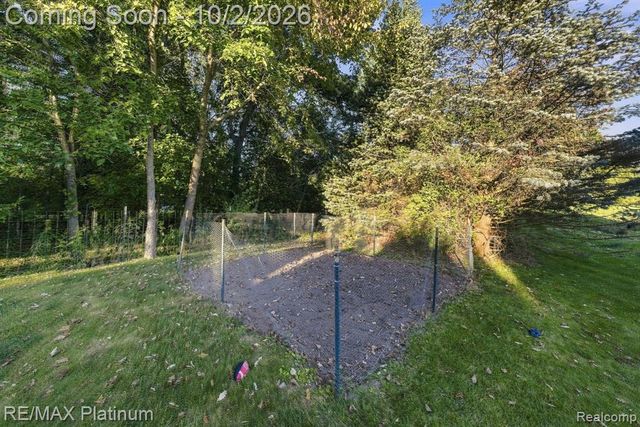 973 Callaway Court, Howell, MI 48843