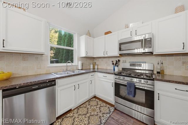 973 Callaway Court, Howell, MI 48843