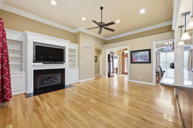 116 Kingston Drive, Georgetown, KY 40324