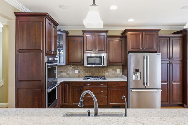 116 Kingston Drive, Georgetown, KY 40324