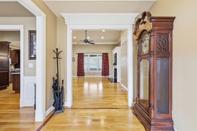 116 Kingston Drive, Georgetown, KY 40324