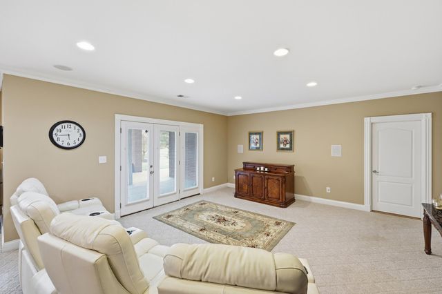 116 Kingston Drive, Georgetown, KY 40324