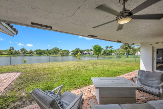 5791 Hawkes Bluff Avenue, Davie, FL 33331