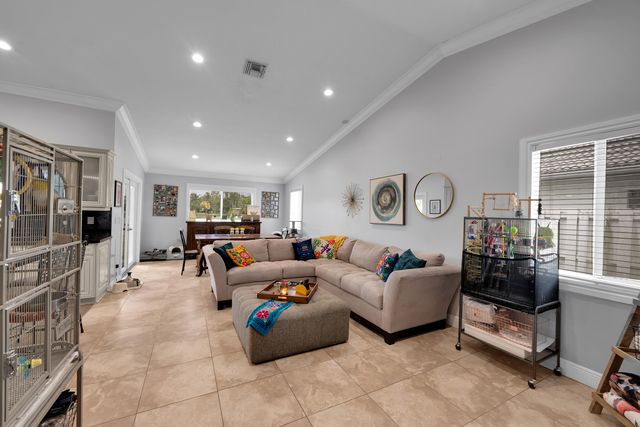 5791 Hawkes Bluff Avenue, Davie, FL 33331