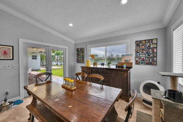 5791 Hawkes Bluff Avenue, Davie, FL 33331