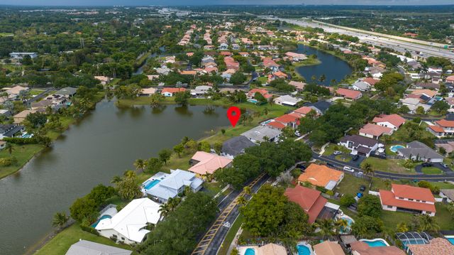 5791 Hawkes Bluff Avenue, Davie, FL 33331