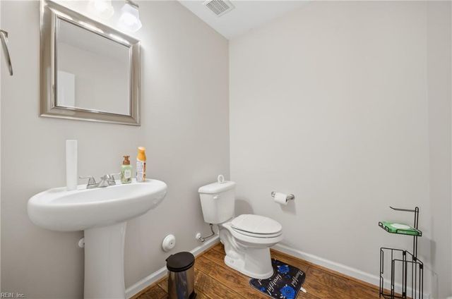 1112 Sir Gawaine DR, Chesapeake, VA 23323