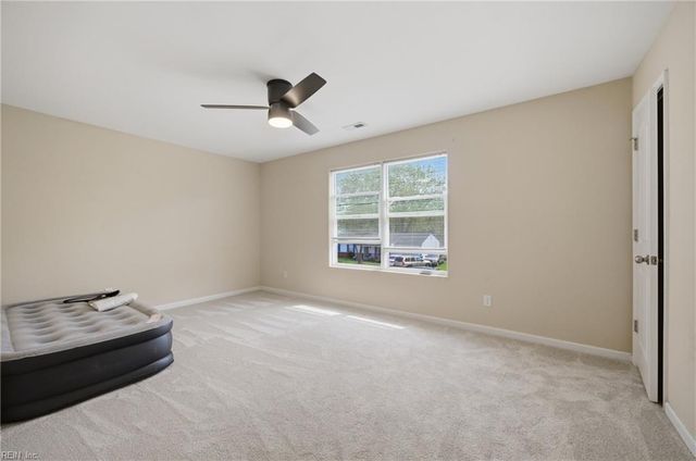 1112 Sir Gawaine DR, Chesapeake, VA 23323