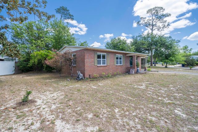 2100 W Norwood Drive, Panama City, FL 32405