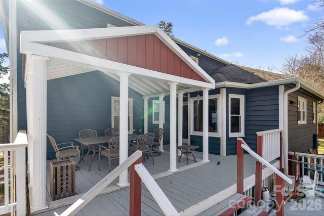 6553 Dougherty Drive, Charlotte, NC 28213