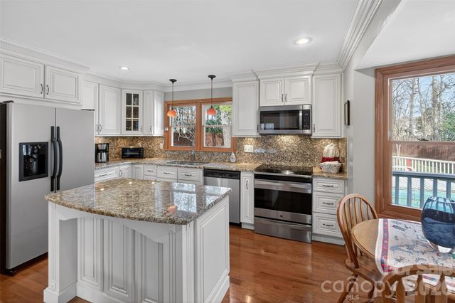 6553 Dougherty Drive, Charlotte, NC 28213