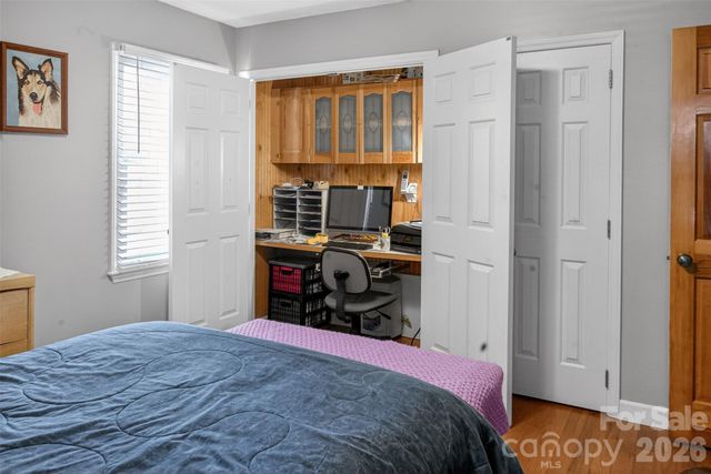 6553 Dougherty Drive, Charlotte, NC 28213