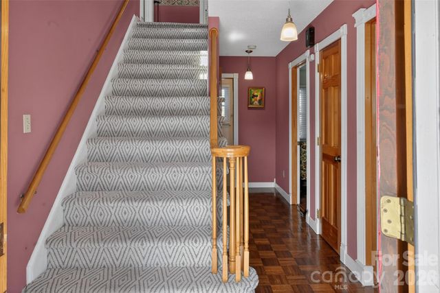 6553 Dougherty Drive, Charlotte, NC 28213