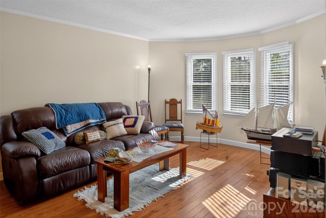 6553 Dougherty Drive, Charlotte, NC 28213