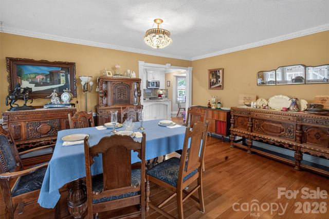 6553 Dougherty Drive, Charlotte, NC 28213