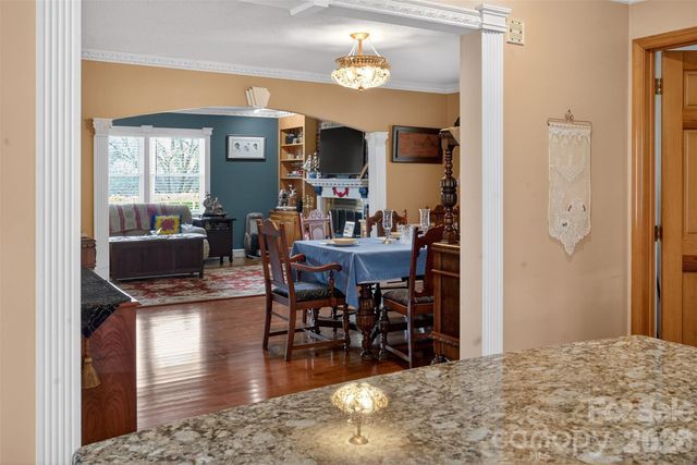 6553 Dougherty Drive, Charlotte, NC 28213