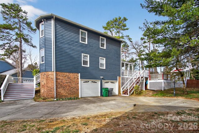 6553 Dougherty Drive, Charlotte, NC 28213