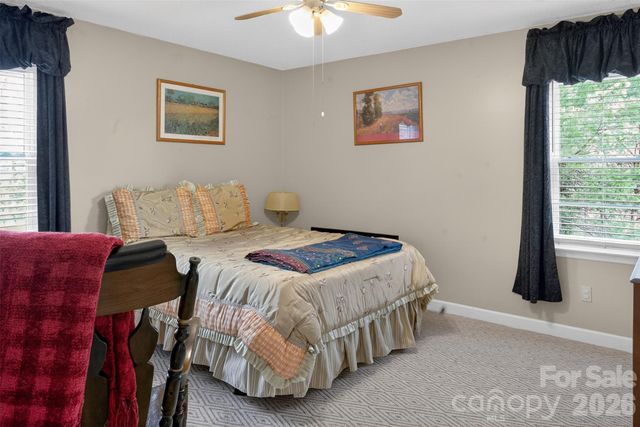 6553 Dougherty Drive, Charlotte, NC 28213