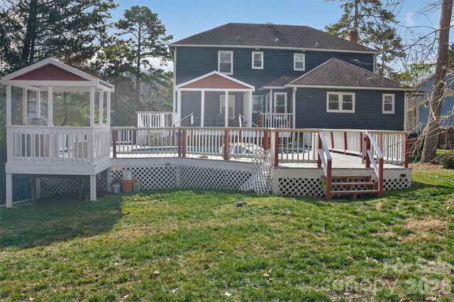 6553 Dougherty Drive, Charlotte, NC 28213