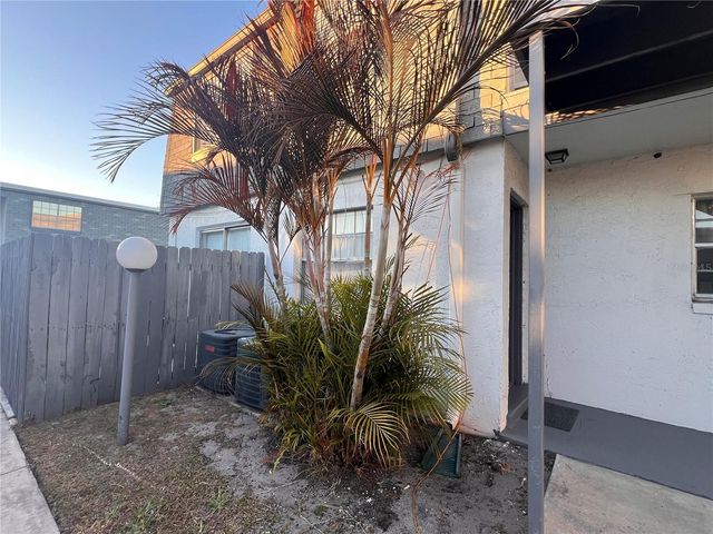 1000 S SEMORAN BOULEVARD 715, Winter Park, FL 32792