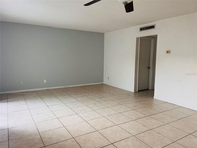 1000 S SEMORAN BOULEVARD 715, Winter Park, FL 32792