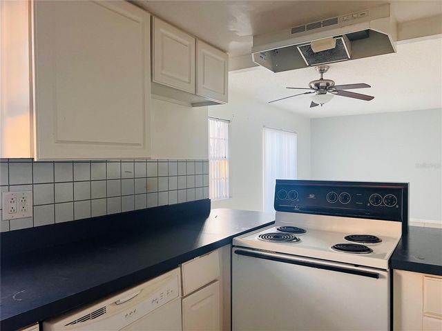 1000 S SEMORAN BOULEVARD 715, Winter Park, FL 32792