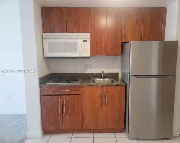 1200 Brickell Bay Drive 1910, Miami, FL 33131