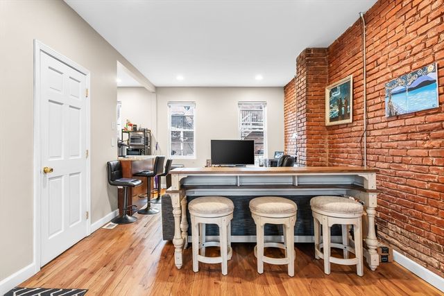 6 Drake Pl 2, Boston, MA 02128