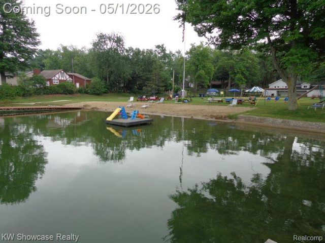 7969 Richardson Road, West Bloomfield Charter Township, MI 48323
