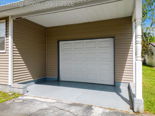 7969 Richardson Road, West Bloomfield Charter Township, MI 48323