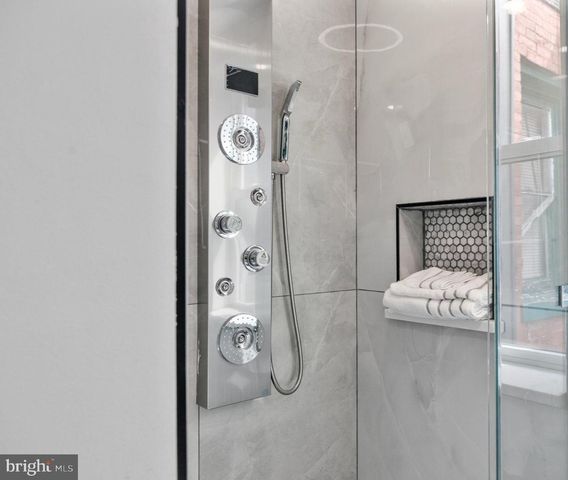 6034 OSAGE AVE, Philadelphia, PA 19143