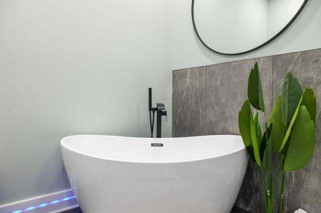 6034 OSAGE AVE, Philadelphia, PA 19143