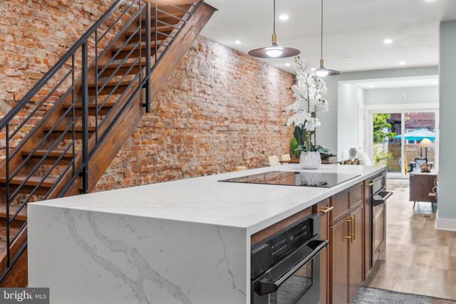 6034 OSAGE AVE, Philadelphia, PA 19143