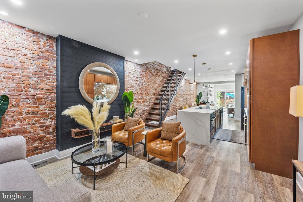 6034 OSAGE AVE, Philadelphia, PA 19143