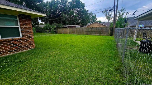 8708 Montclair St, Denham Springs, LA 70726