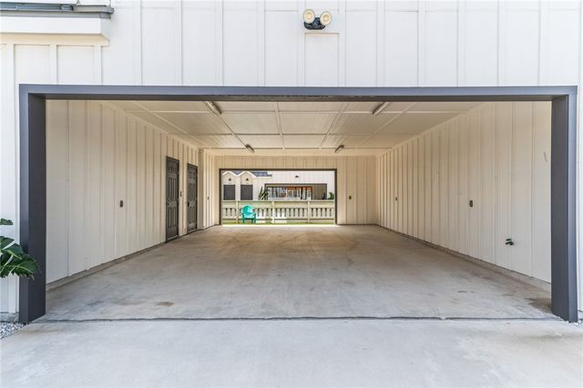 603 E Avenue G 402, Port Aransas, TX 78373