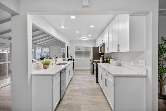 4961 I Pkwy, Sacramento, CA 95823