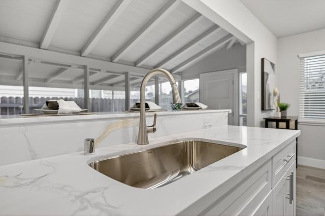 4961 I Pkwy, Sacramento, CA 95823