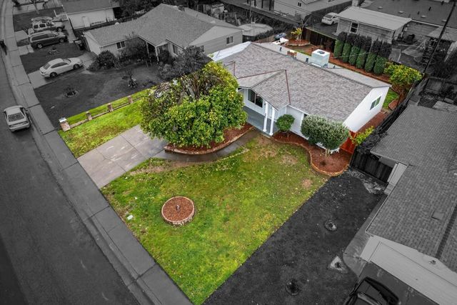 4961 I Pkwy, Sacramento, CA 95823