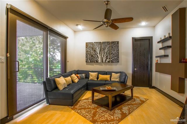 309 N Mockingbird Avenue H, Mission, TX 78572