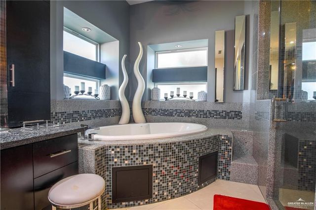 309 N Mockingbird Avenue H, Mission, TX 78572