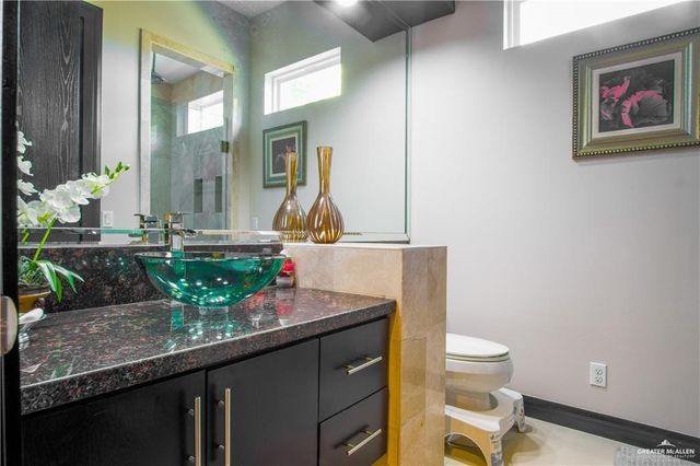 309 N Mockingbird Avenue H, Mission, TX 78572