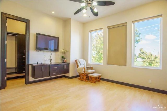 309 N Mockingbird Avenue H, Mission, TX 78572