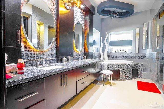 309 N Mockingbird Avenue H, Mission, TX 78572