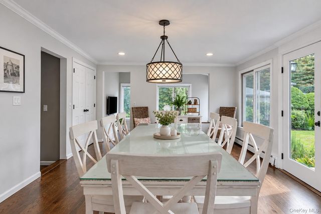 12 Sheep Pasture Lane, Huntington, NY 11743