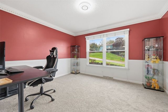 2436 Wedgewood Dr, Franklin Park, PA 15090